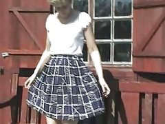 狐狸的尾巴，在屁股和 2 高尔夫球在脓