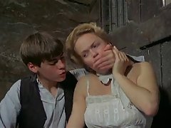 大的战利品金发蕾拉价格吃驴-肮脏 rimjob 剪辑!