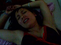 亚洲熟女与她舔的老男人